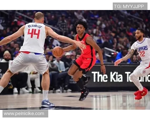 2015年火箭与快船精彩对决回顾CCTV全程直播精彩瞬间分析 2015年火箭与快船精彩对决回顾CCTV全程直播精彩瞬间分析