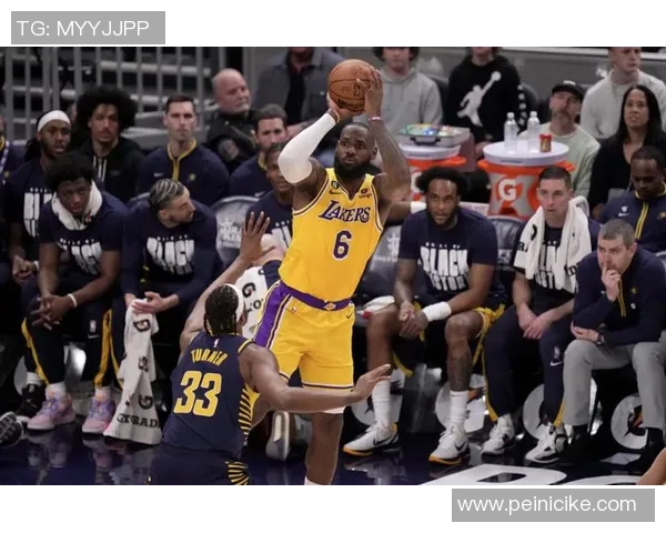 76人绝杀湖人精彩瞬间回顾NBA经典对决再现传奇时刻 76人绝杀湖人精彩瞬间回顾NBA经典对决再现传奇时刻